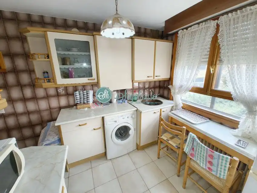 Cocina de Piso en venta en Segovia con Calefacción, Terraza y Trastero