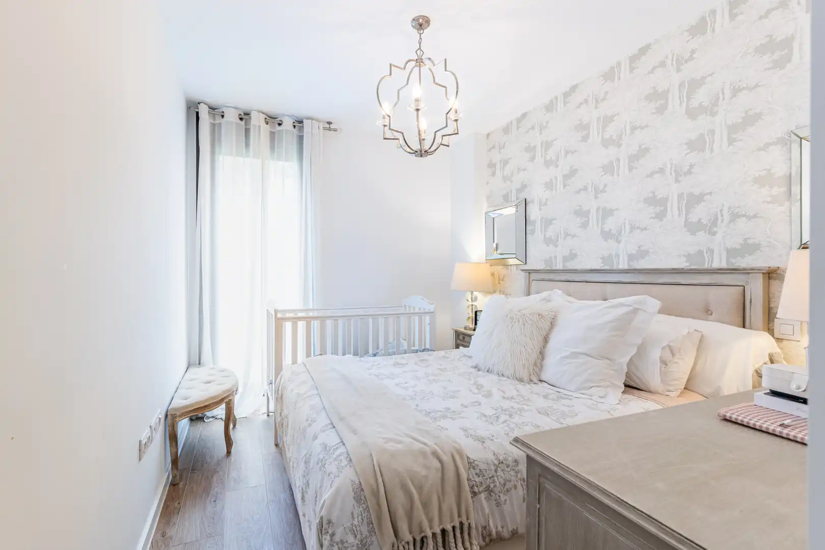 Bedroom of Flat for sale in Las Rozas de Madrid  with Air Conditioner, Heating and Private garden