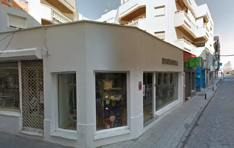 Local de lloguer en Centro- San Felipe - Huerta Fava