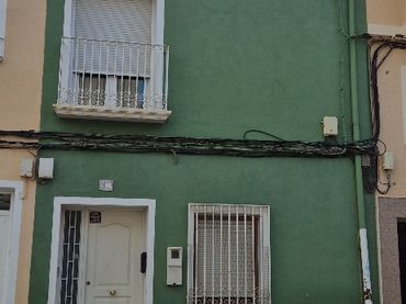 House for sale in Calle San Antonio 81