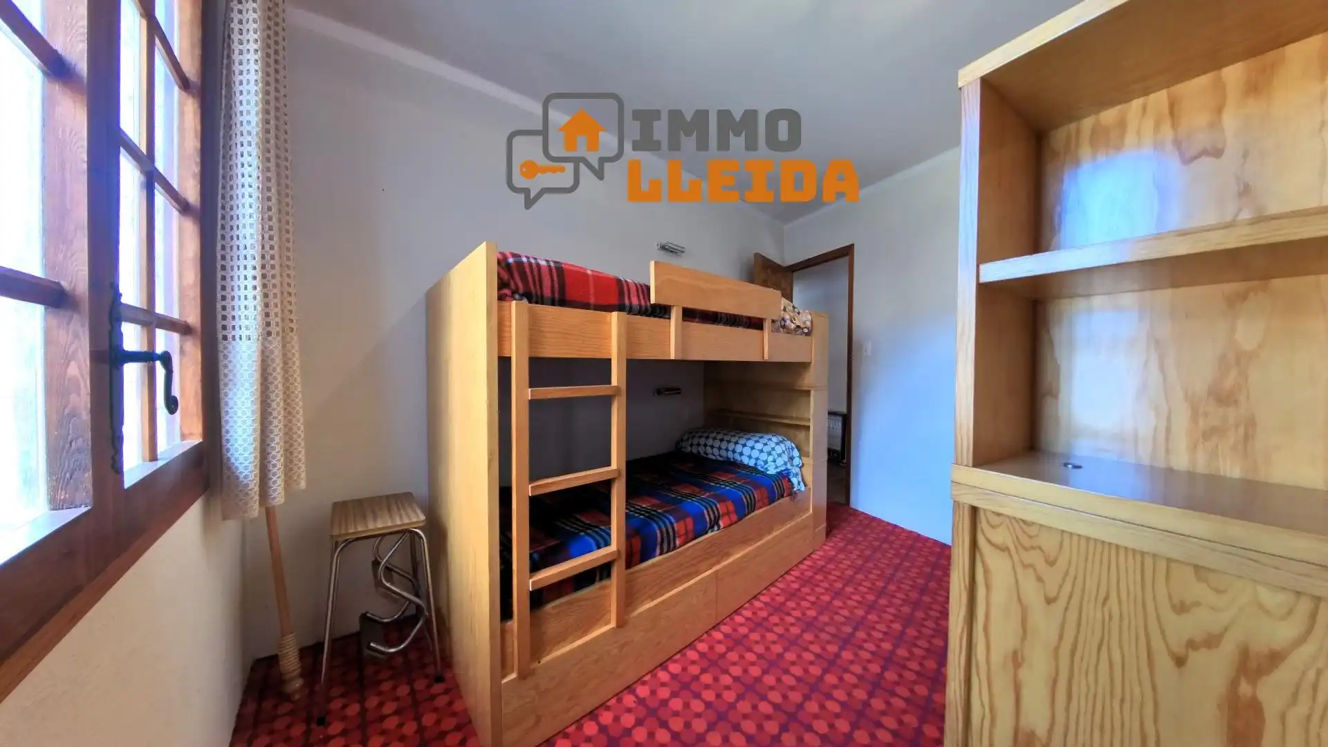 Habitación de Casa adosada en venta en Àger con Calefacción, Terraza y Amueblado