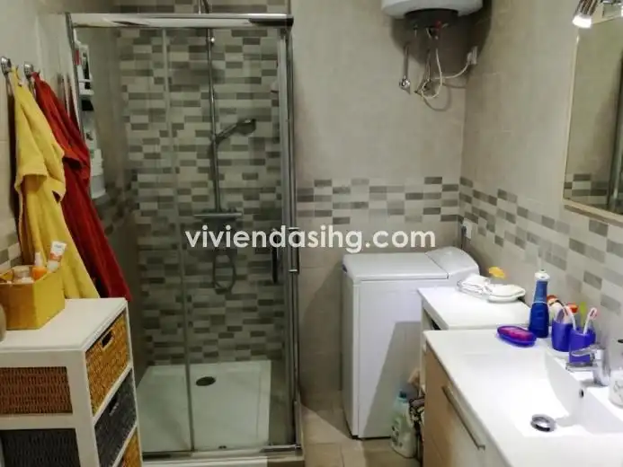 Baño de Piso en venta en Puerto de la Cruz con Piscina comunitaria