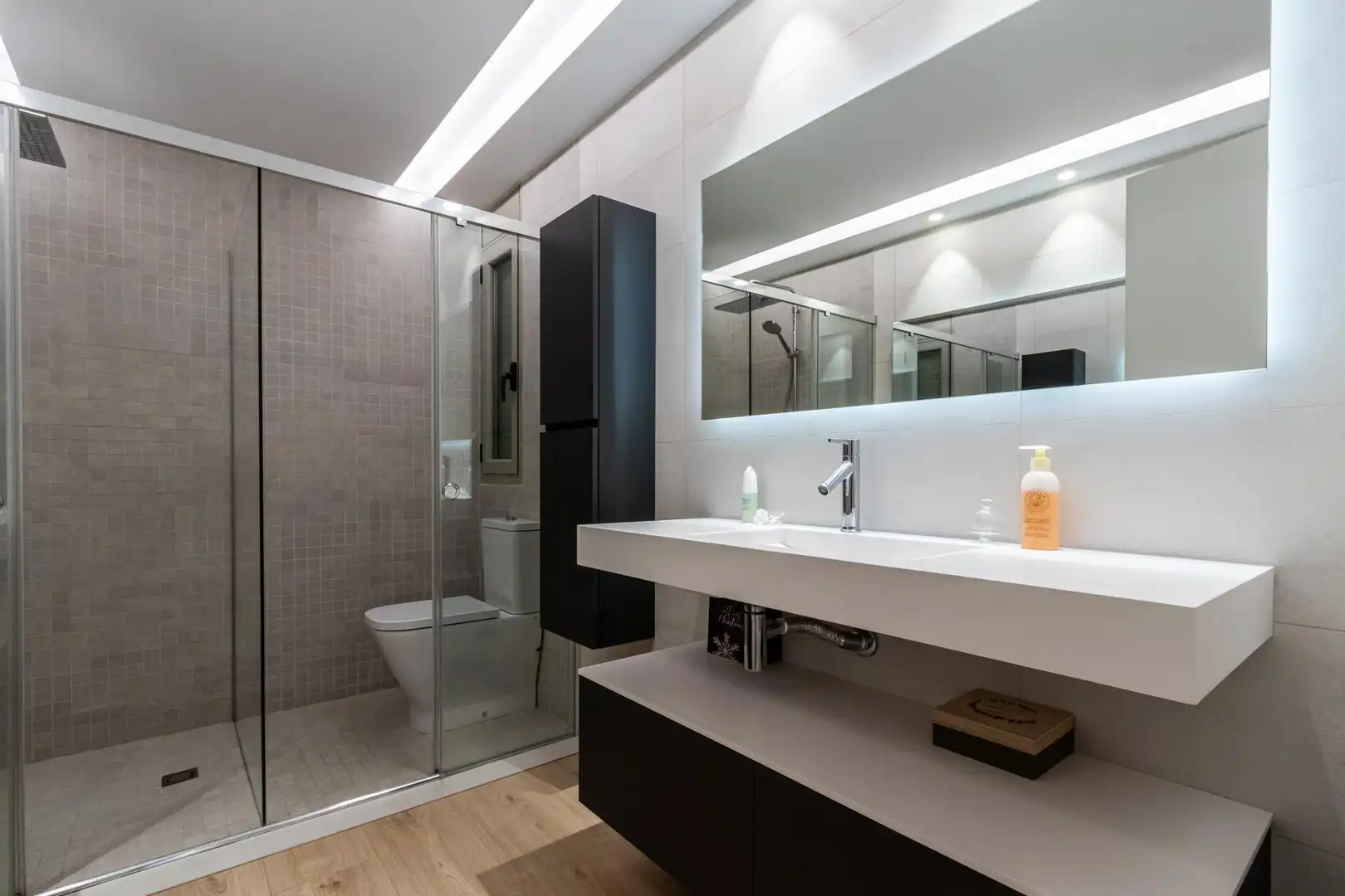 Baño de Piso en venta en Manresa con Calefacción, Parquet y Terraza