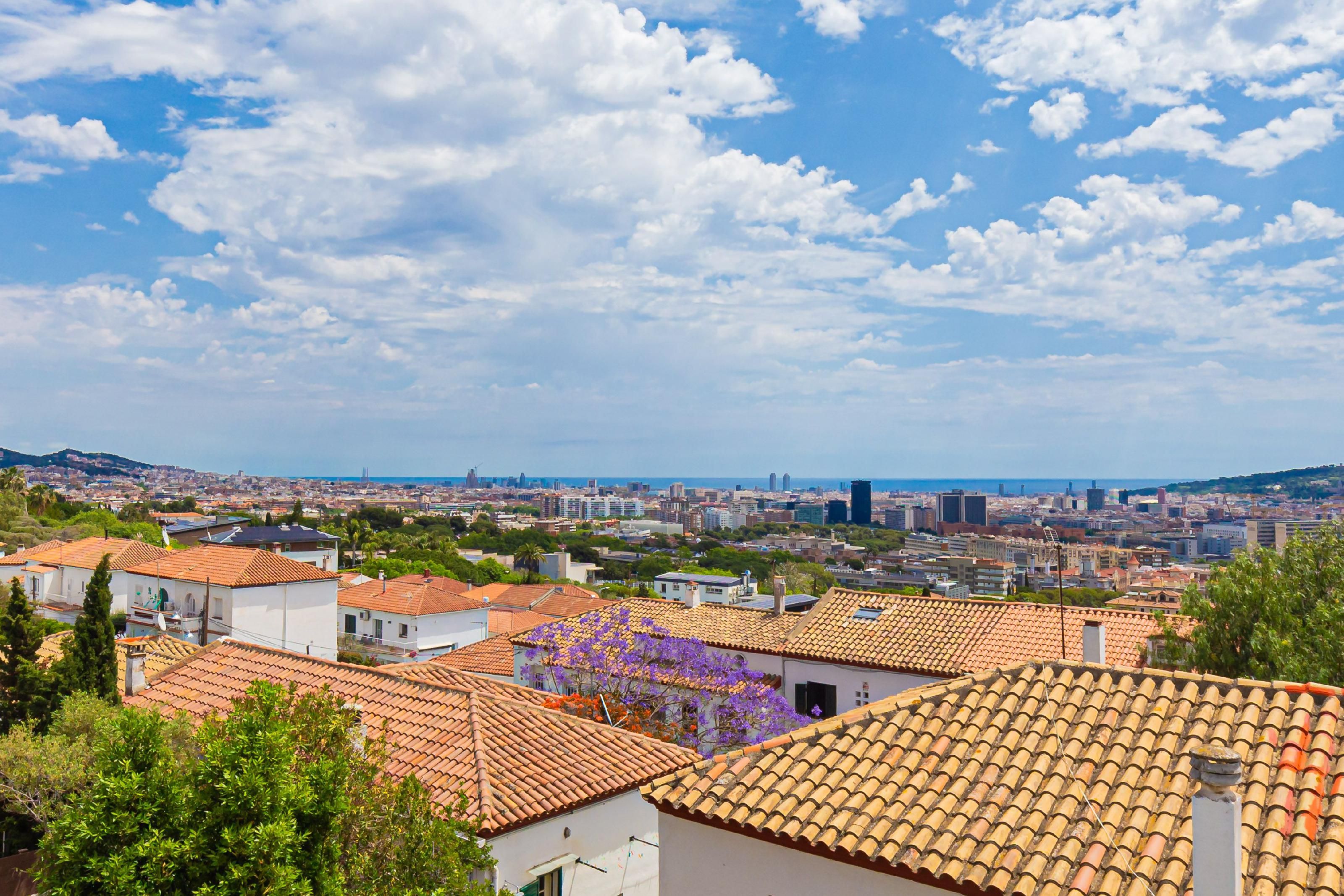 Vista exterior de Casa adosada en venda en  Barcelona Capital amb Aire condicionat, Calefacció i Jardí privat