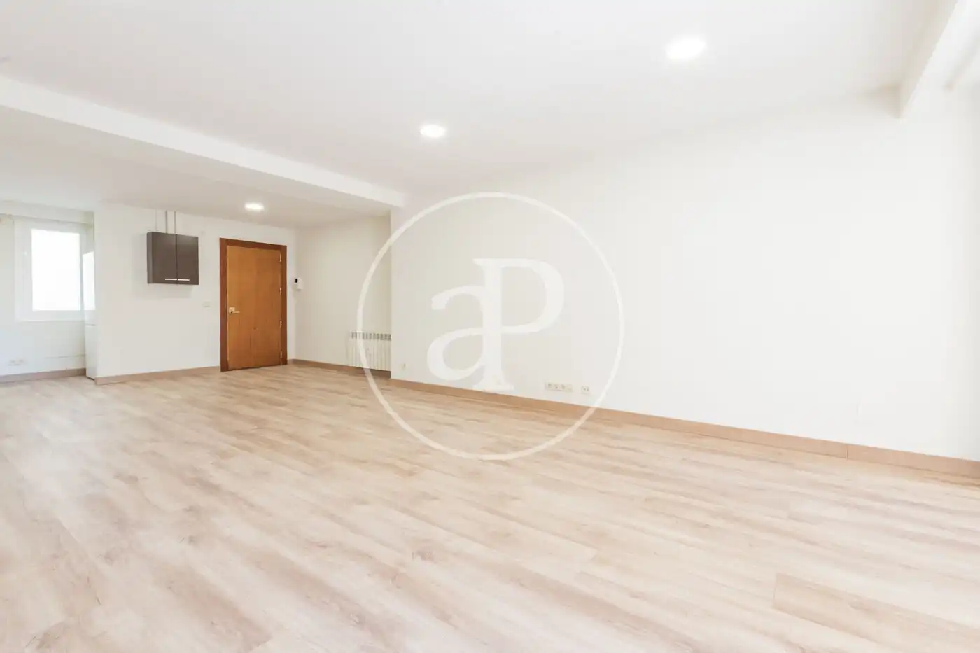 Wohnzimmer von Wohnung zum Verkauf in Madrid mit Klimaanlage, Heizung und Terrasse