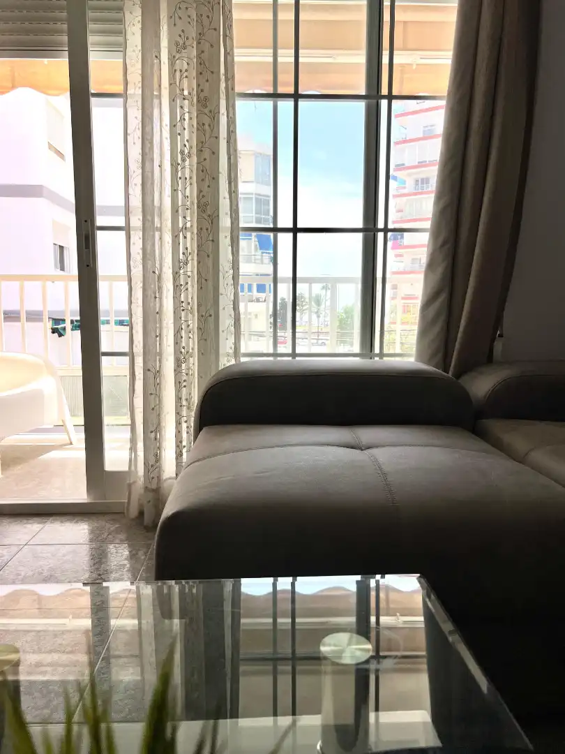 Dormitori de Pis en venda en Vélez-Málaga amb Aire condicionat, Terrassa i Moblat
