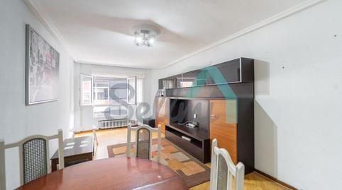 Foto 2 de Piso en venta en Doctor Bellmunt, Barrio del Centro, Gijón