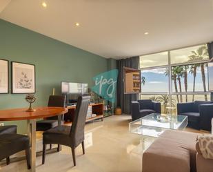 Sala d'estar de Apartament de lloguer en Estepona amb Aire condicionat i Calefacció