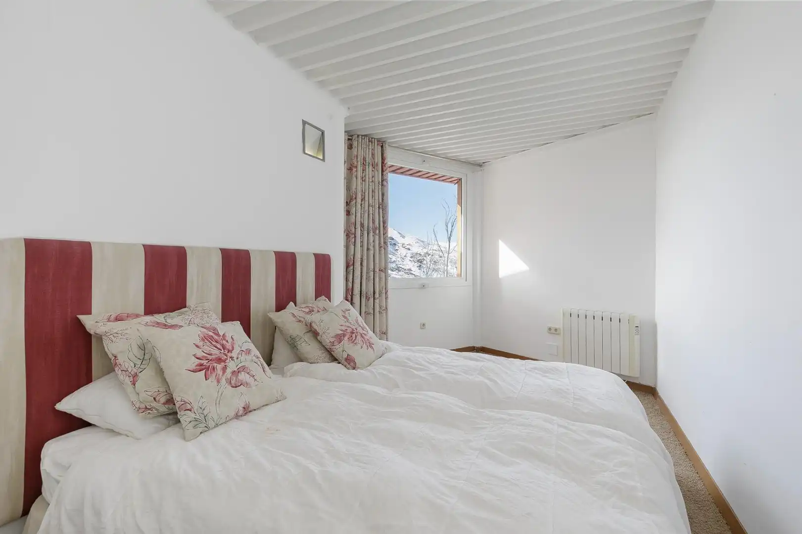 Schlafzimmer von Maisonette zum Verkauf in Sierra Nevada mit Heizung, Parkett und Abstellraum