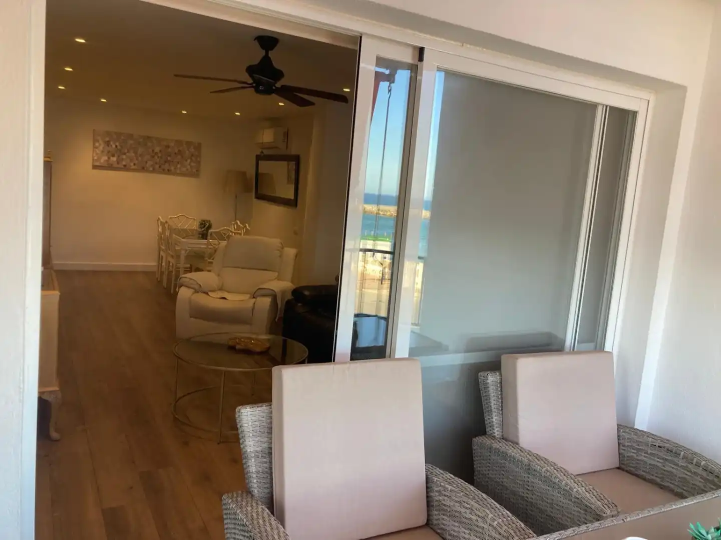 Dining room of Flat for rent in Vélez-Málaga  with Air Conditioner, Terrace and Furnished