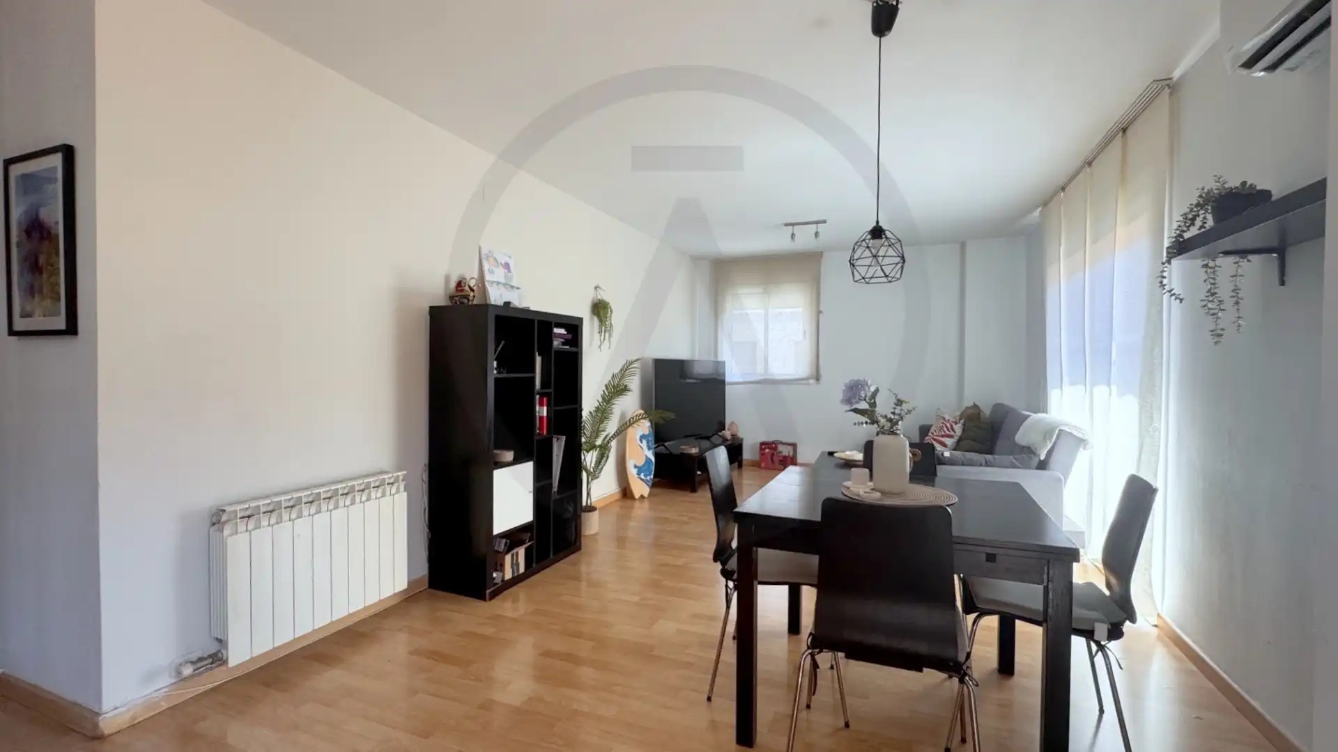 Sala d'estar de Pis en venda en Terrassa amb Aire condicionat, Calefacció i Parquet