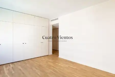 Dormitori de Pis de lloguer en Barcelona amb Aire condicionat, Calefacció i Parquet