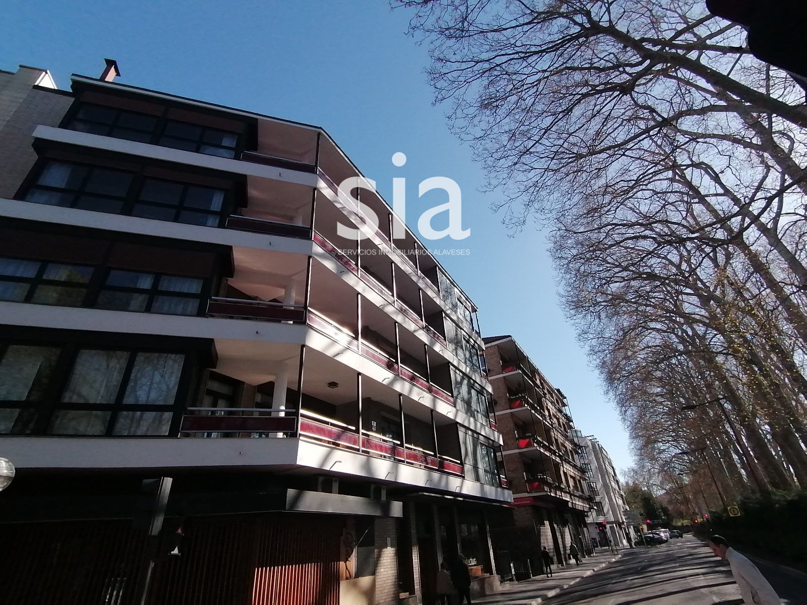 Vista exterior de Pis en venda en Vitoria - Gasteiz amb Calefacció, Terrassa i Traster