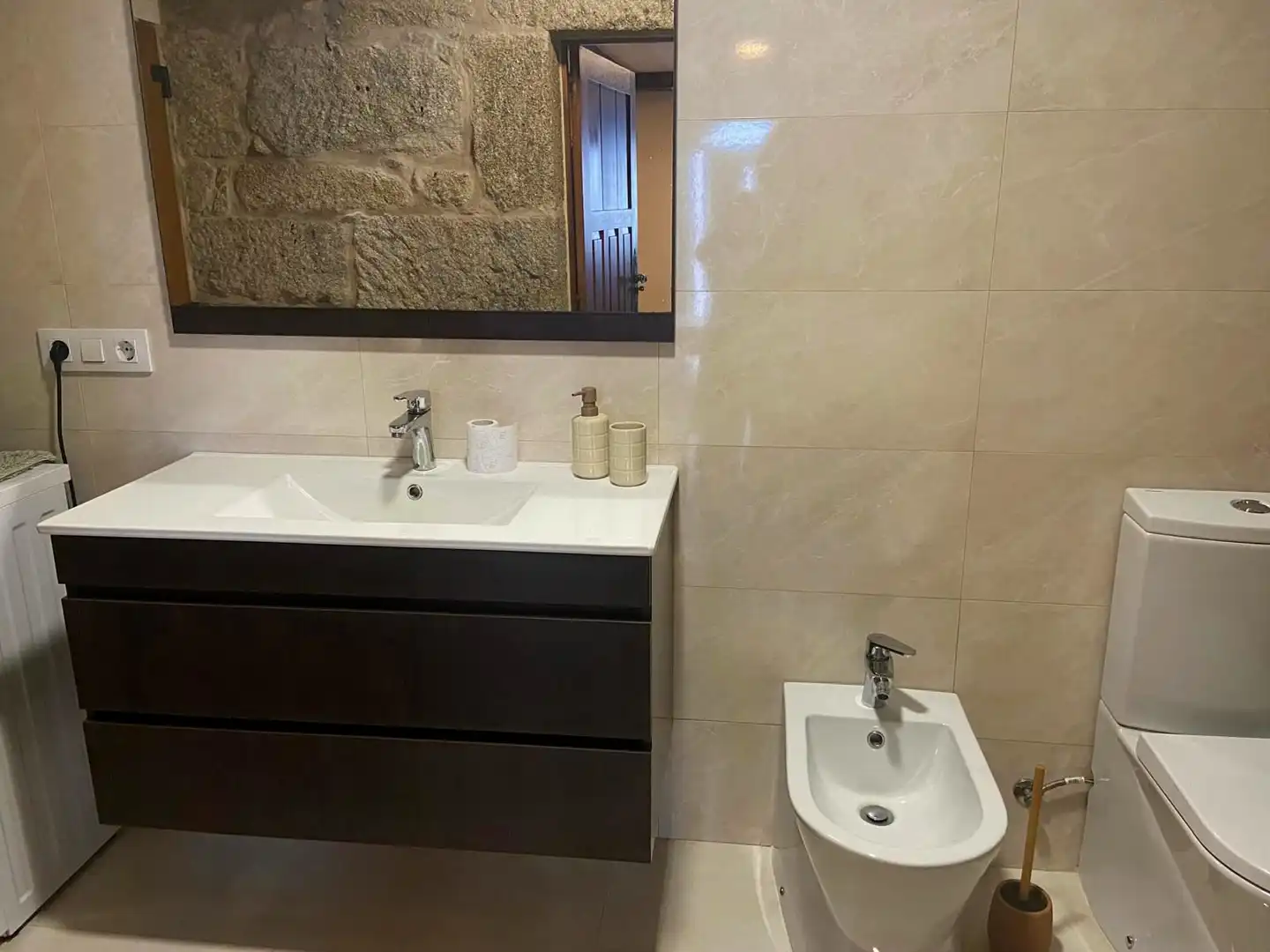 Badezimmer von Country house zur Miete in Barro mit Heizung, Möbliert und Waschmaschine
