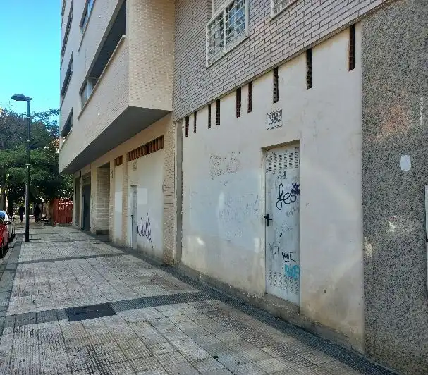Außenansicht von Geschaftsraum zum Verkauf in Zaragoza