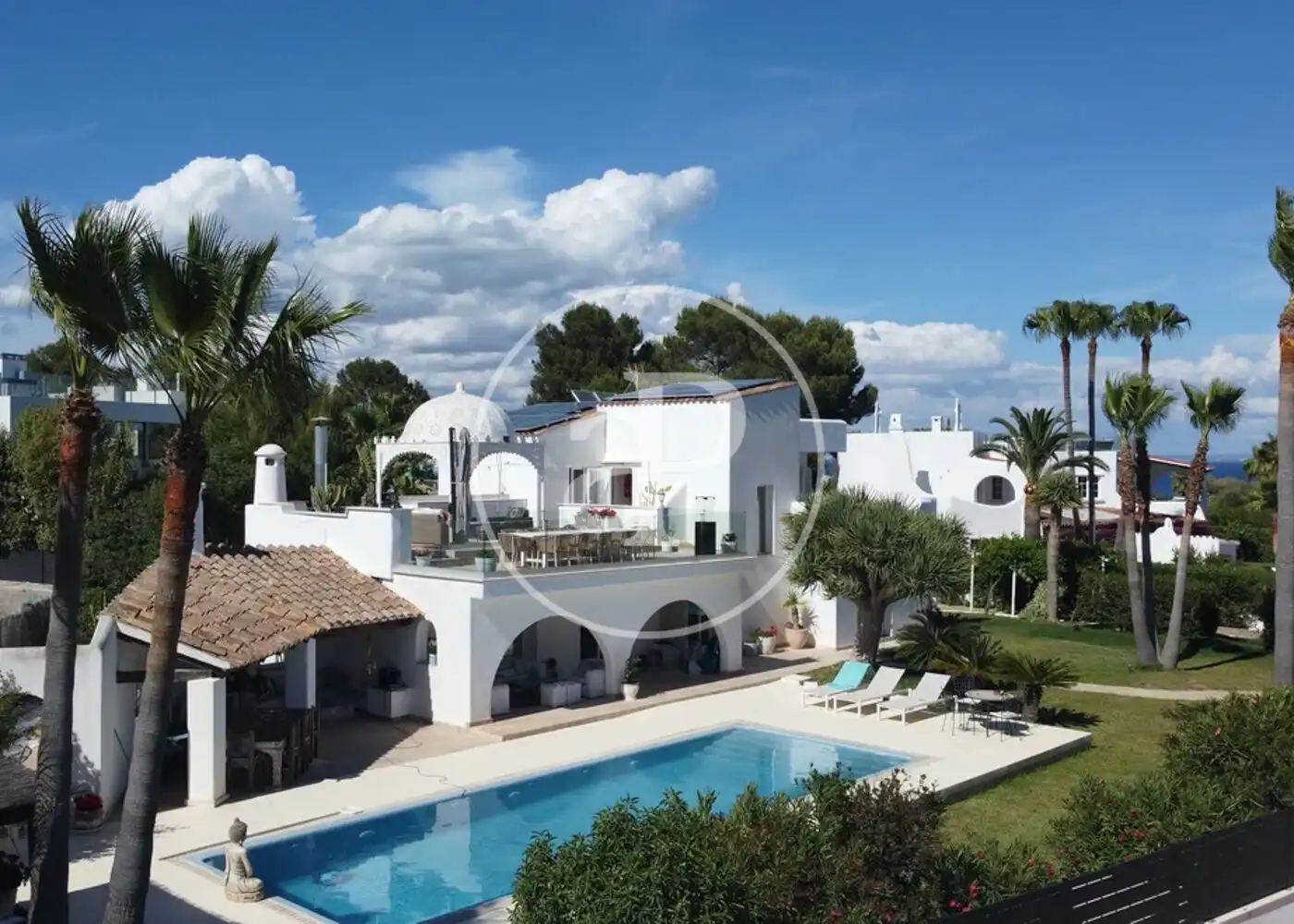 Vista exterior de Casa o xalet en venda en Calvià amb Aire condicionat, Calefacció i Jardí privat