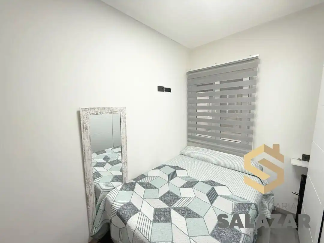 Bedroom of Flat for rent in Bilbao   with Heating