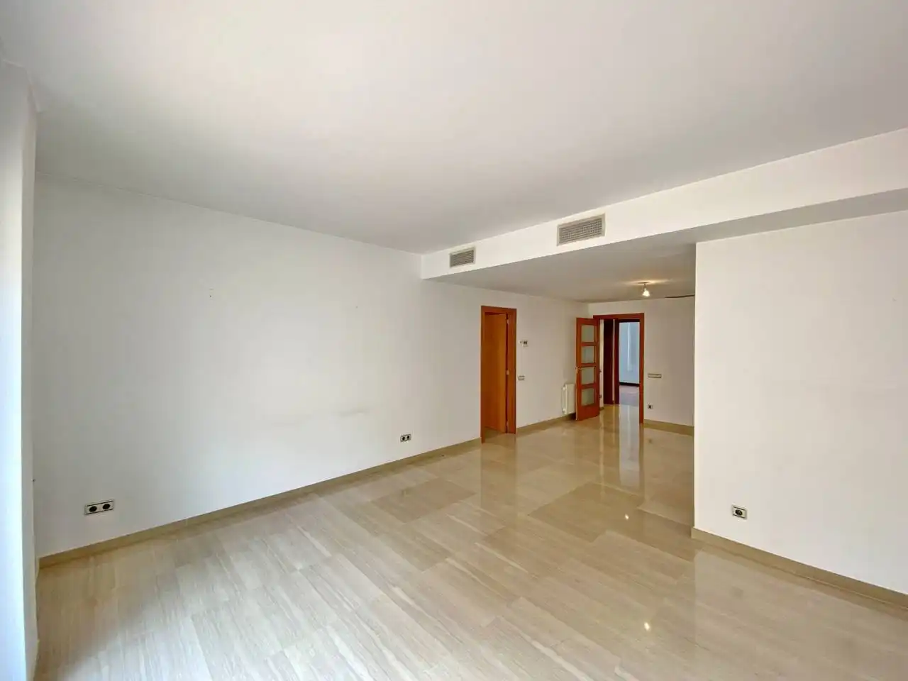 Sala d'estar de Pis en venda en Terrassa amb Aire condicionat, Calefacció i Parquet