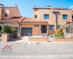 Single-family semi-detached for sale in Paseo Ibaialde, Aranguren