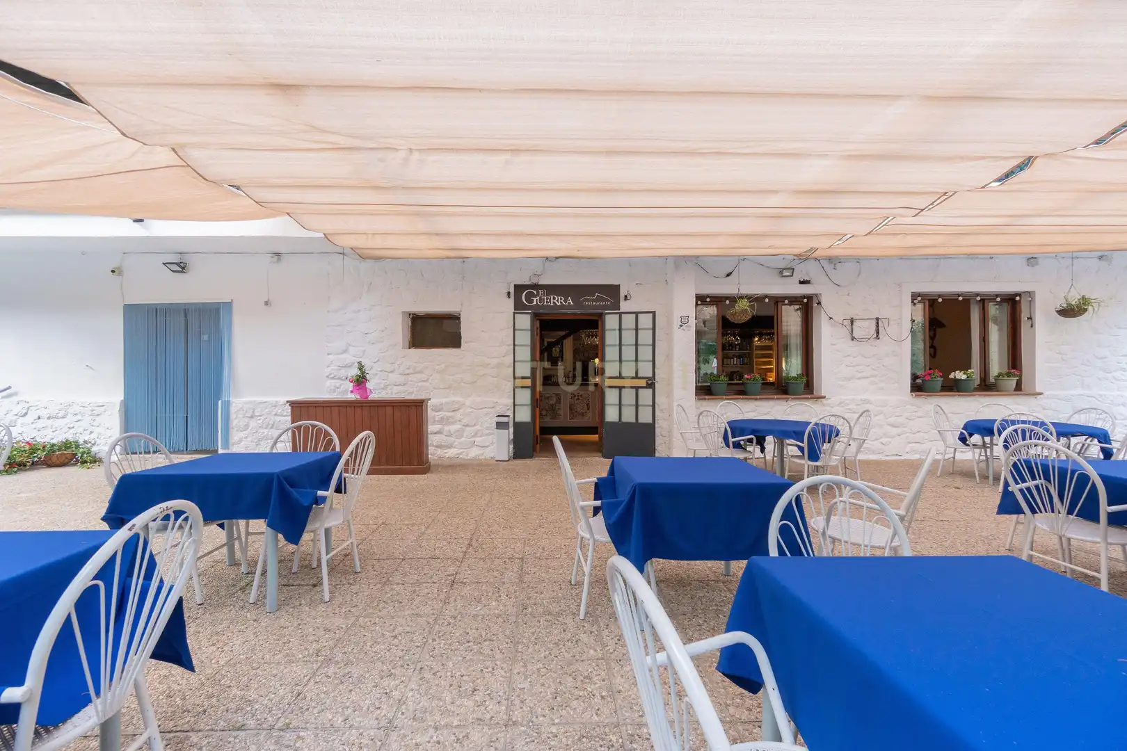 Gebäude zum Verkauf in Sierra Nevada mit Gemeinschaftspool