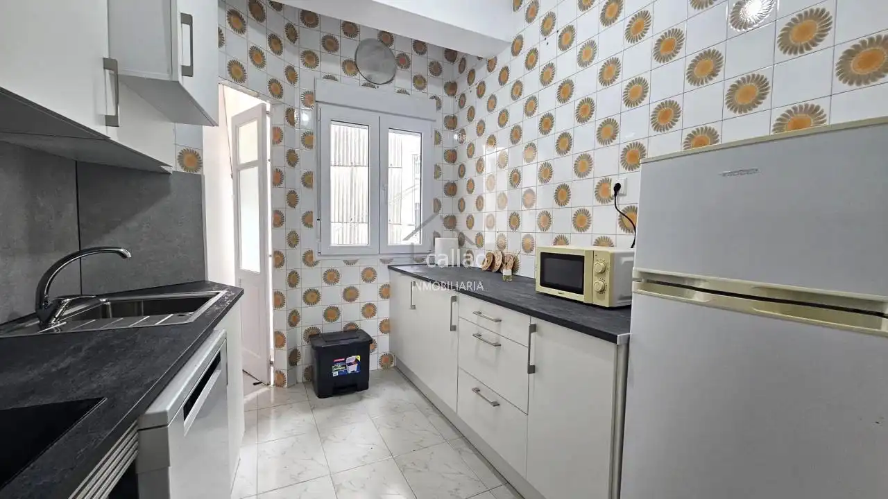 Kitchen of Flat for share in Ferrol  with Heating and Furnished
