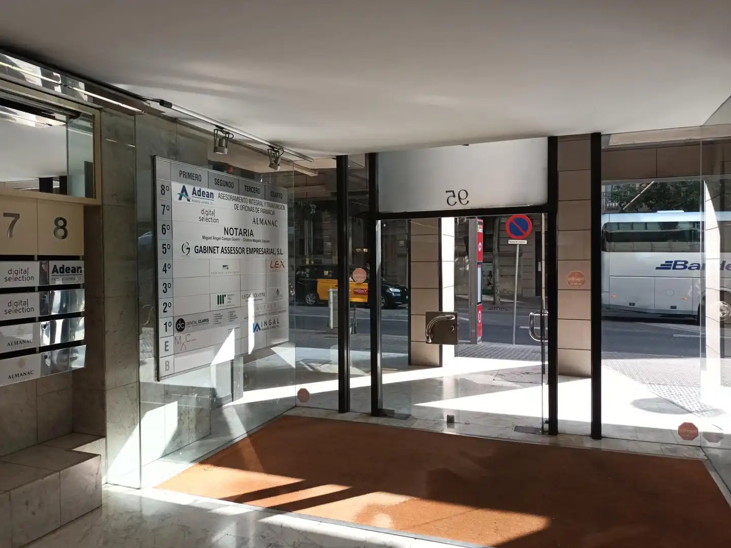 Local en venta en Barcelona
