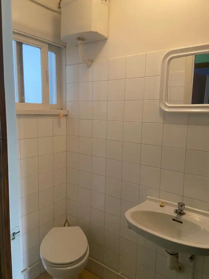 Bathroom of Flat for rent in Cangas   with Terrace, Furnished and Oven