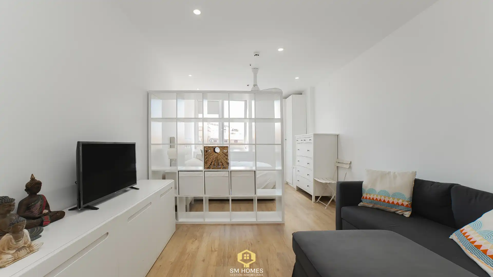 Flat for rent in Calle de Almagro, Almagro, Chamberí