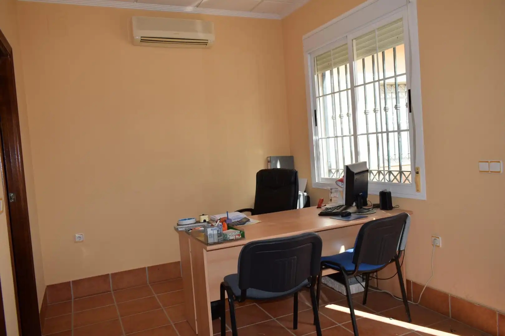 Local en venta en San Bartolomé de la Torre con Aire acondicionado y Amueblado