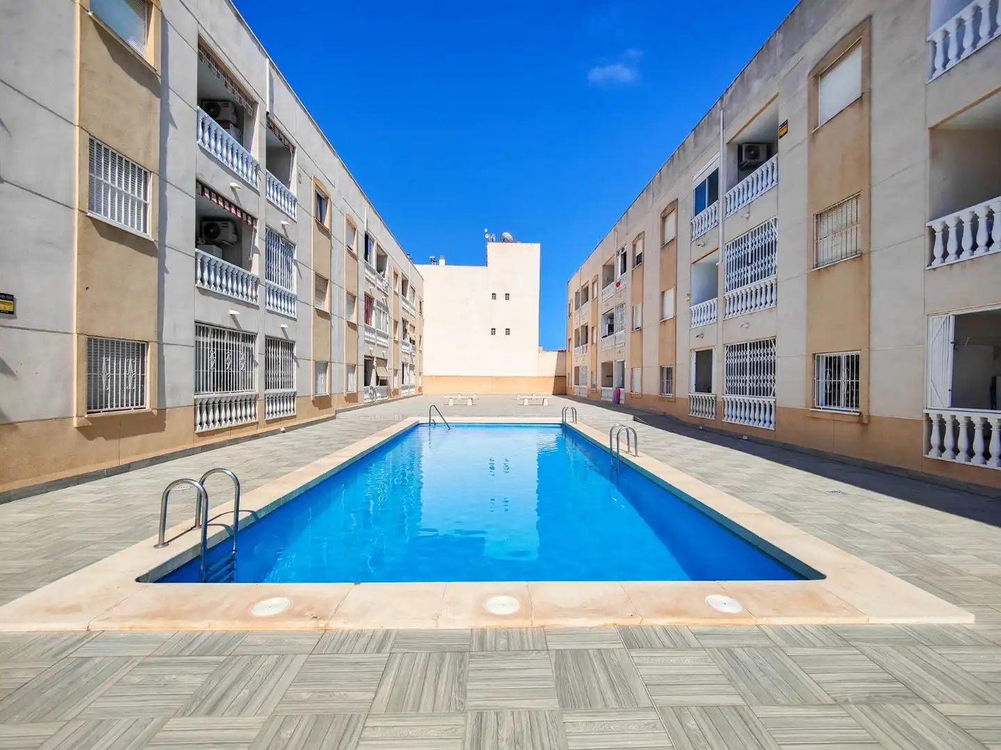 Apartament amb piscina en venda a Playa del Cura