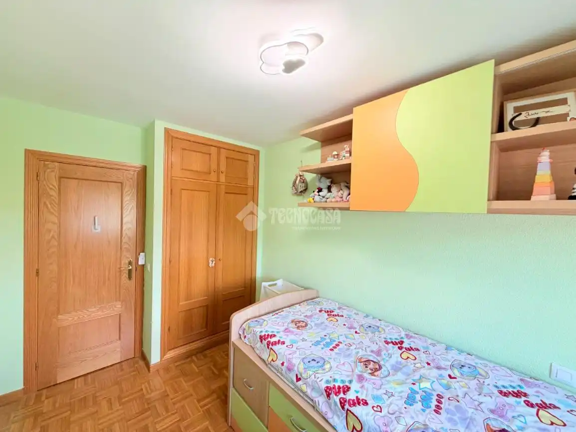 Bedroom of Flat for sale in Palazuelos de Eresma  with Storage room