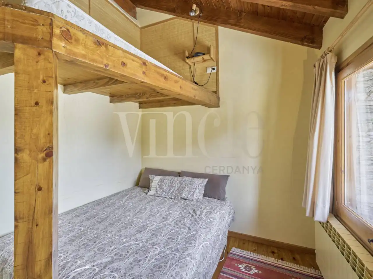 Bedroom of Houses for sale in Puigcerdà  with Heating, Private garden and Parquet flooring