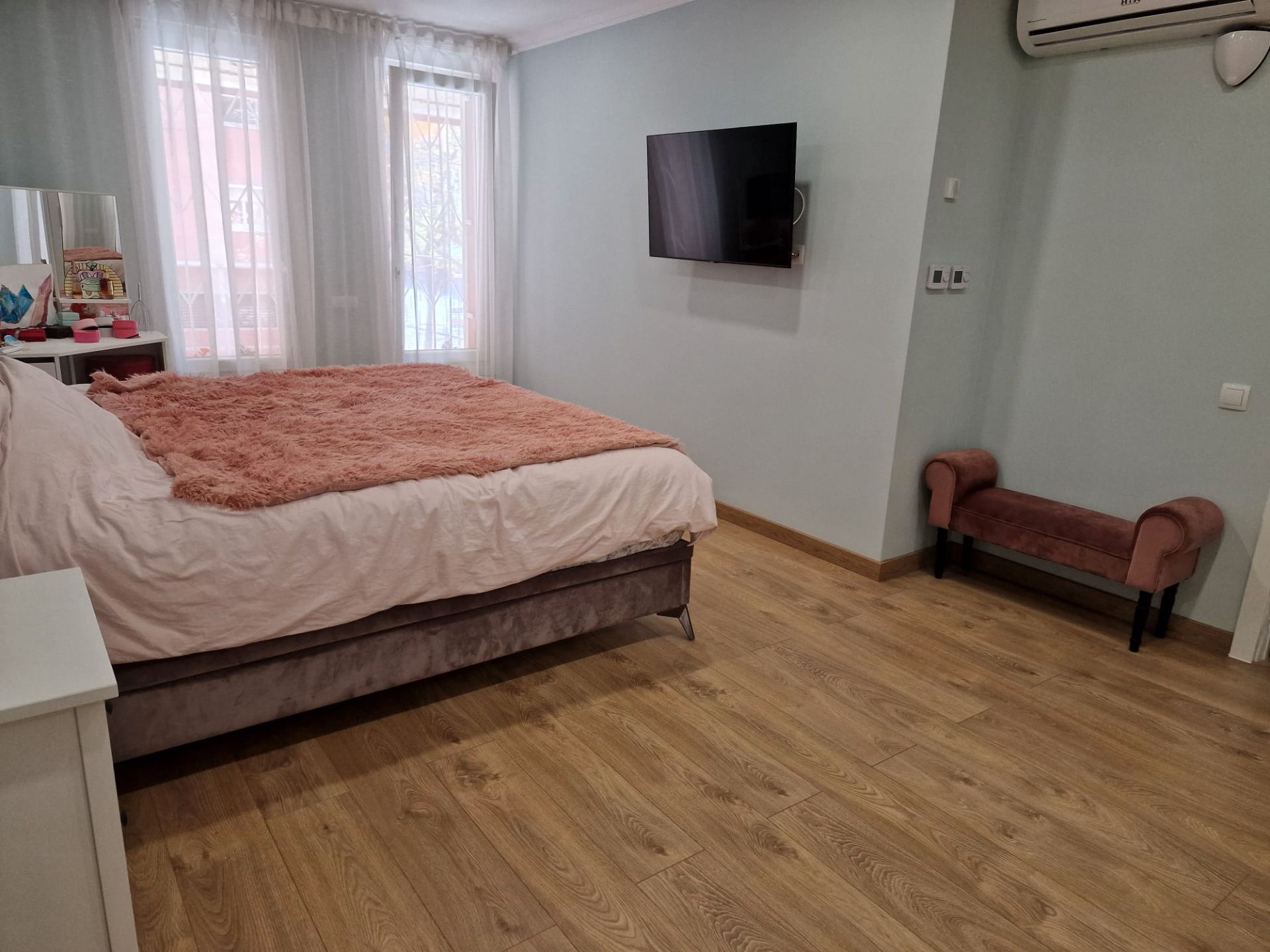 Bedroom of Duplex for sale in  Barcelona Capital  with Air Conditioner, Heating and Parquet flooring
