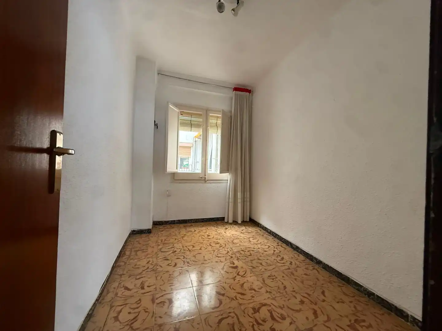 Bedroom of Flat for sale in Barcelona  with Air Conditioner