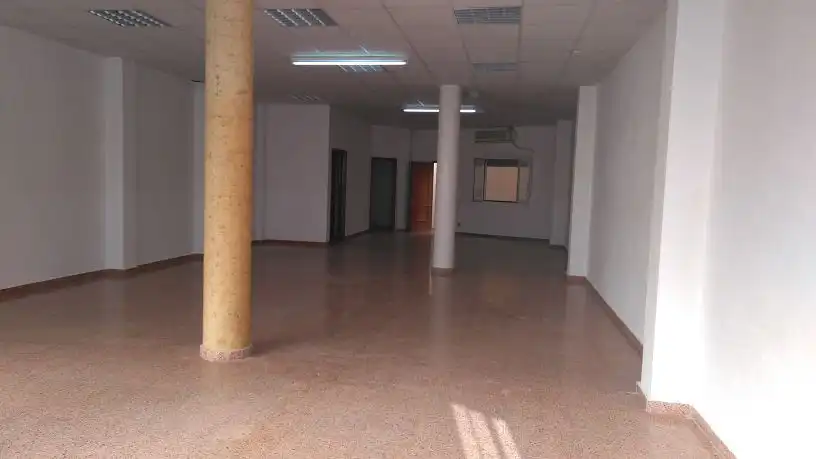 Local comercial de lloguer a PUERTA DE CUENCA, imagen 2