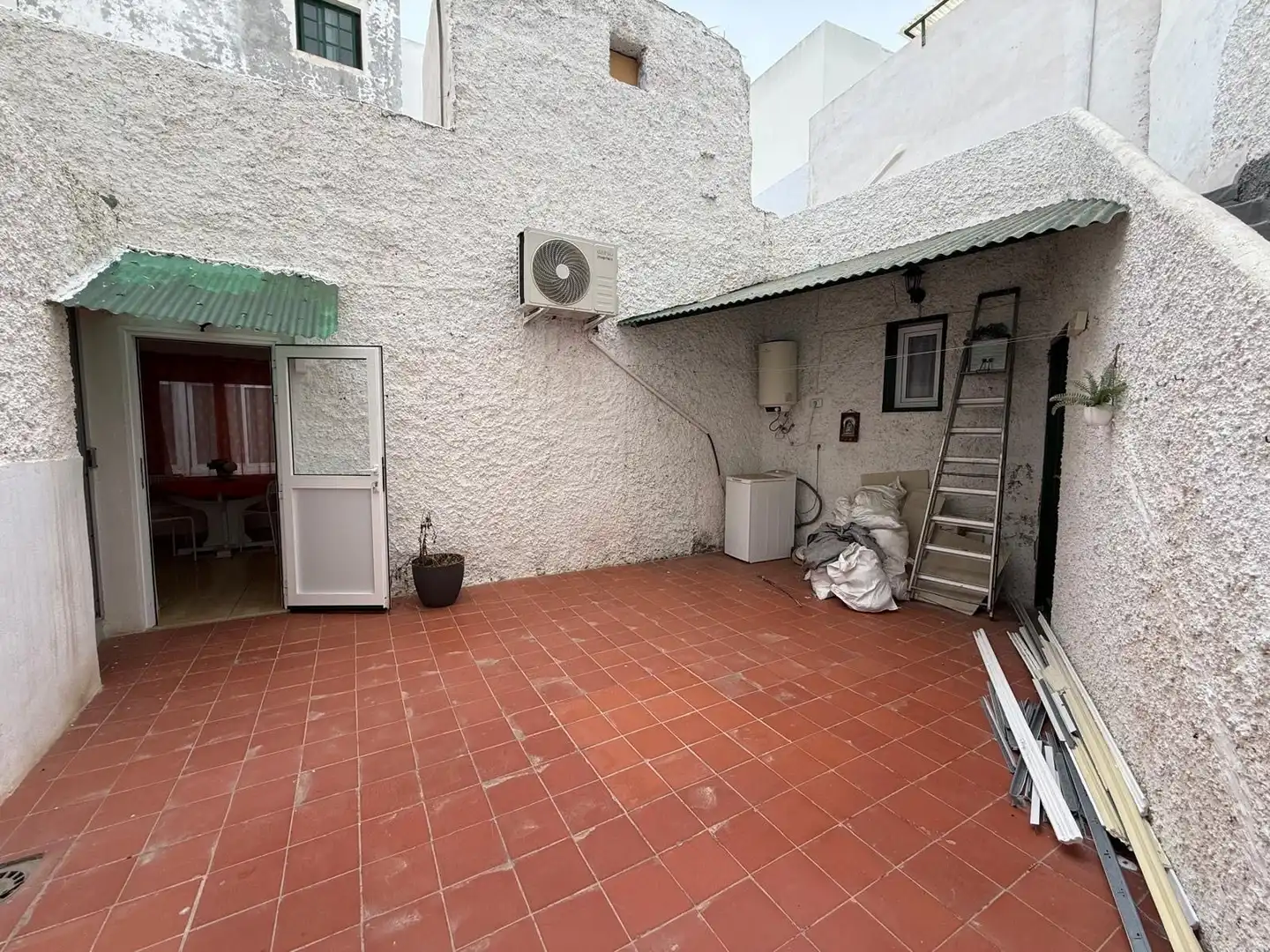 Flat for rent in Granadilla de Abona  with Air Conditioner, Heating and Furnished