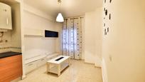 Living room of Flat for sale in  Sevilla Capital  with Air Conditioner