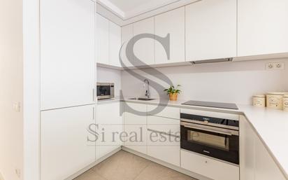 Kitchen of Flat for sale in  Barcelona Capital  with Air Conditioner and Balcony