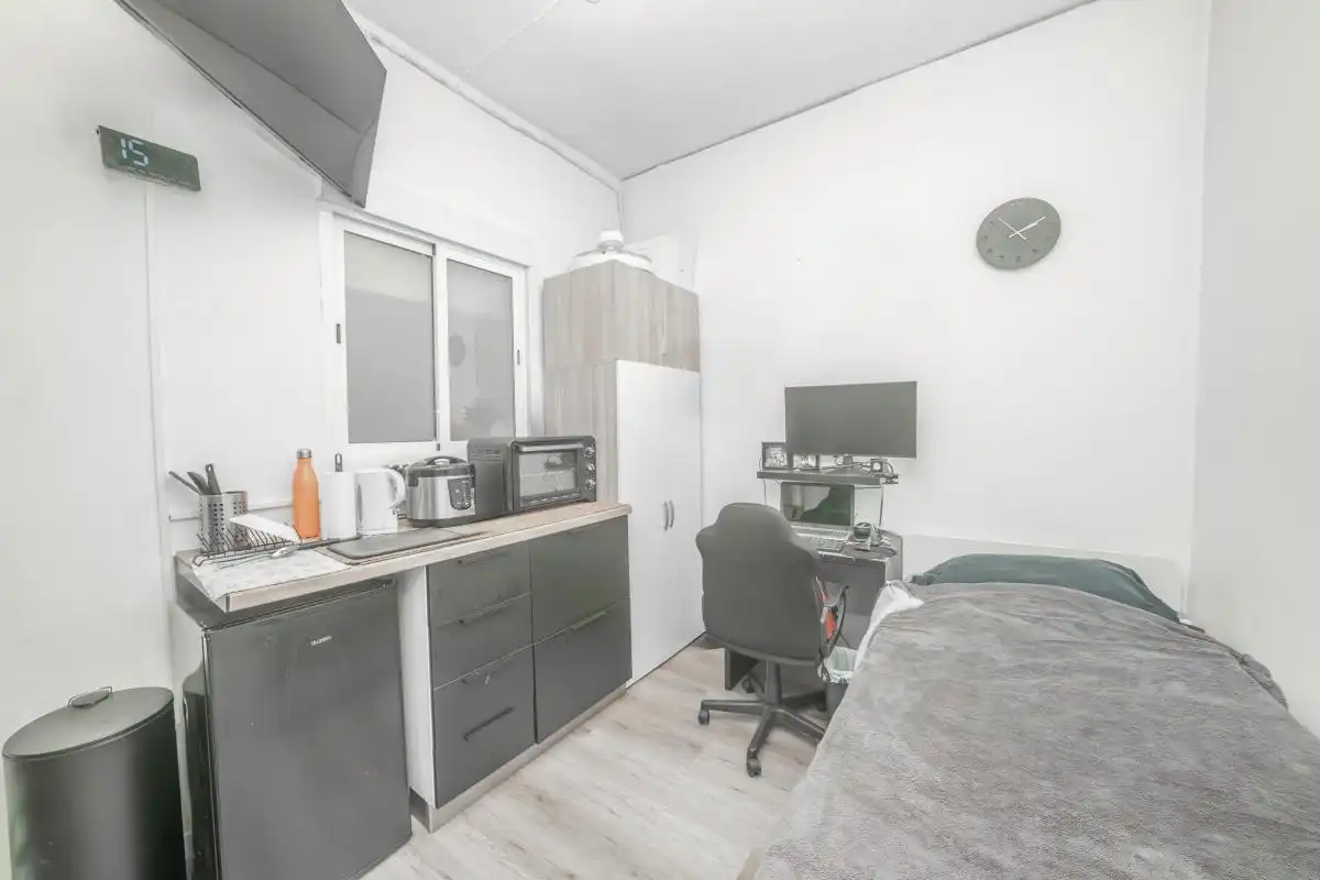 Schlafzimmer von Erdgeschoss zum Verkauf in Alicante / Alacant mit Klimaanlage, Heizung und Möbliert