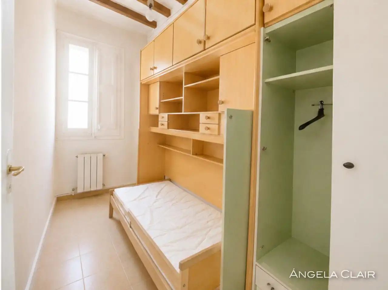 Habitación de Piso en venta en Barcelona con Calefacción