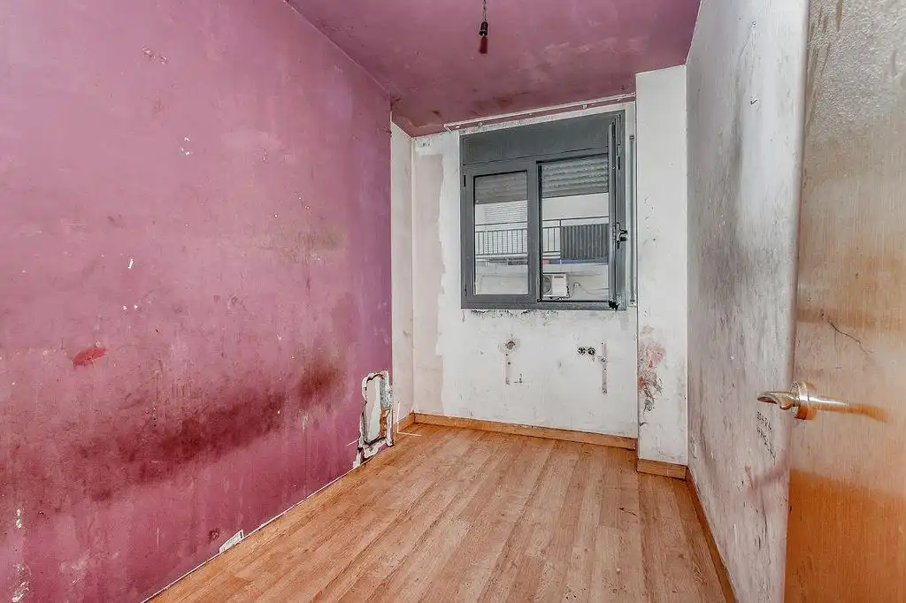 Bedroom of Flat for sale in Magraners