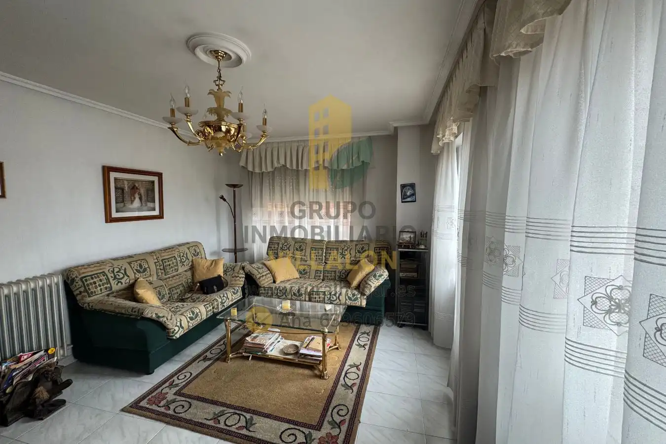 Living room of Flat for sale in León Capital   with Heating, Terrace and Furnished
