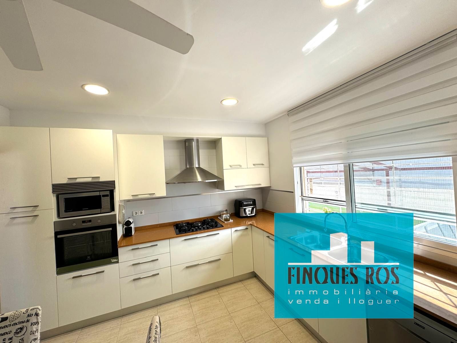 Kitchen of House or chalet for sale in Vinaròs  with Air Conditioner, Heating and Private garden