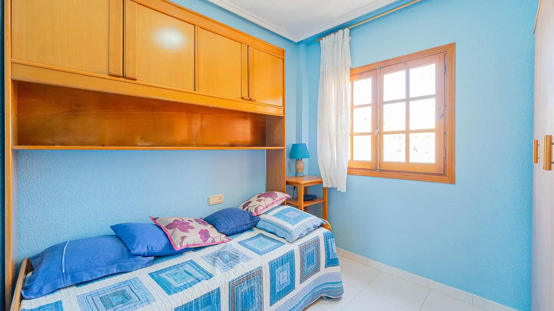 Schlafzimmer von Wohnungen zum Verkauf in Torrevieja mit Terrasse und Gemeinschaftspool