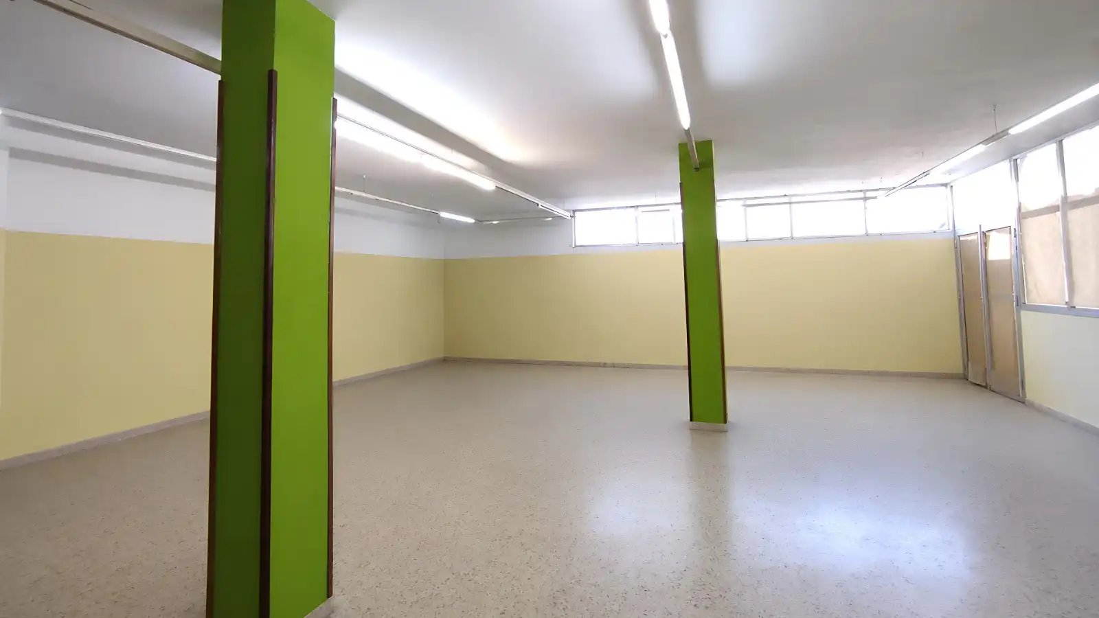 Local comercial en venda a Urazandi Kalea, imagen 3