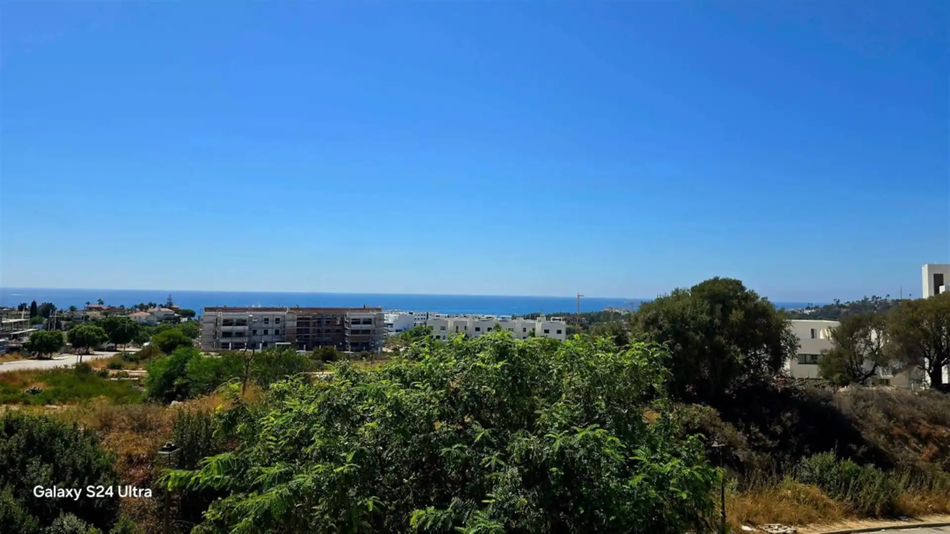 Vista exterior de Apartament en venda en Estepona amb Aire condicionat i Terrassa