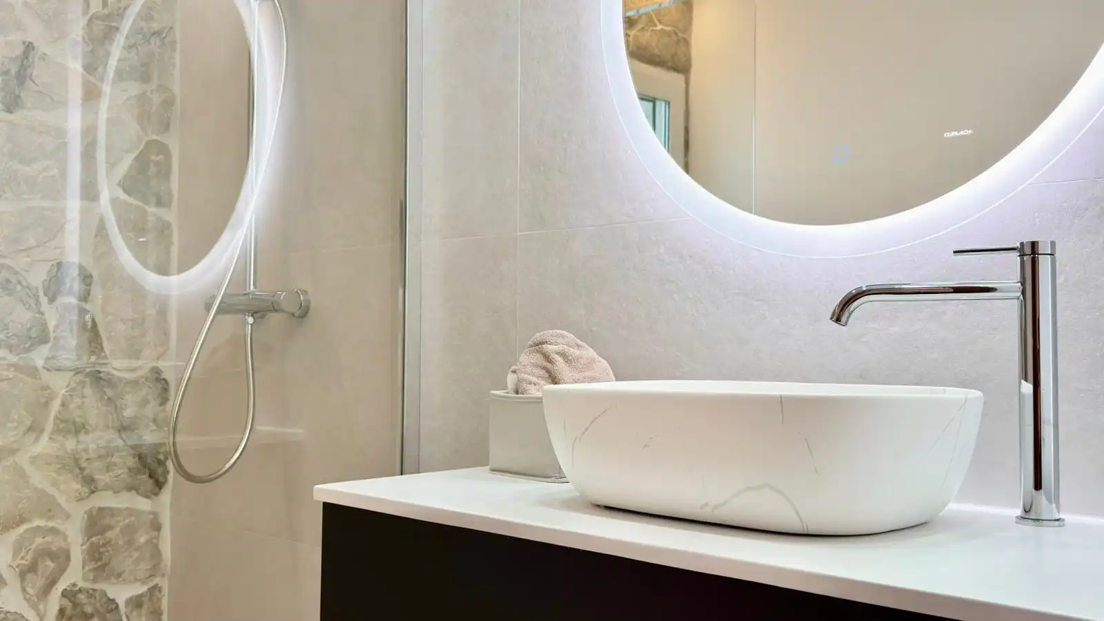 Bathroom of Houses for sale in El Campello  with Air Conditioner, Terrace and Swimming Pool