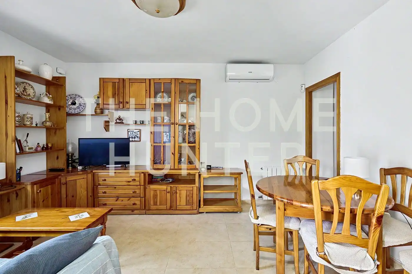 Living room of Houses for sale in Barcelona  with Air Conditioner, Heating and Private garden