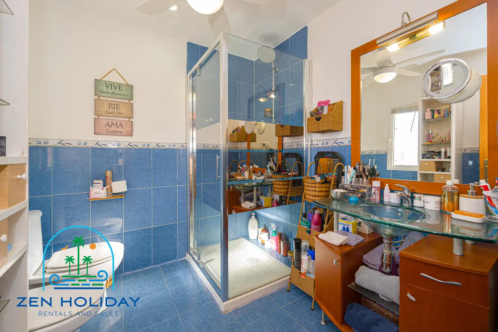 Baño de Casa adosada en venta en Busot con Aire acondicionado, Calefacción y Jardín privado
