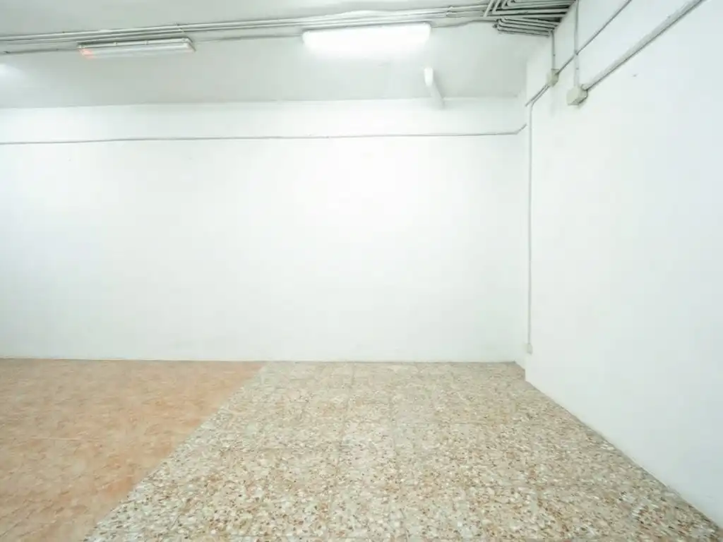 Geschaftsraum zum Verkauf in Valencia